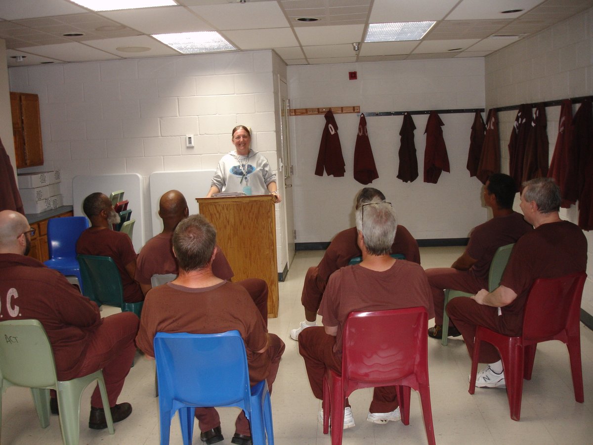 CorrectionsPA's tweet image. Earlier this year, the Bureau of Reentry Coordination met with Pennsylvania Correctional Industries to figure out how to best support PCI workers within 18 months of their release and ensure they can participate in reentry services. Bureau Director Daniel McIntyre and Director of…