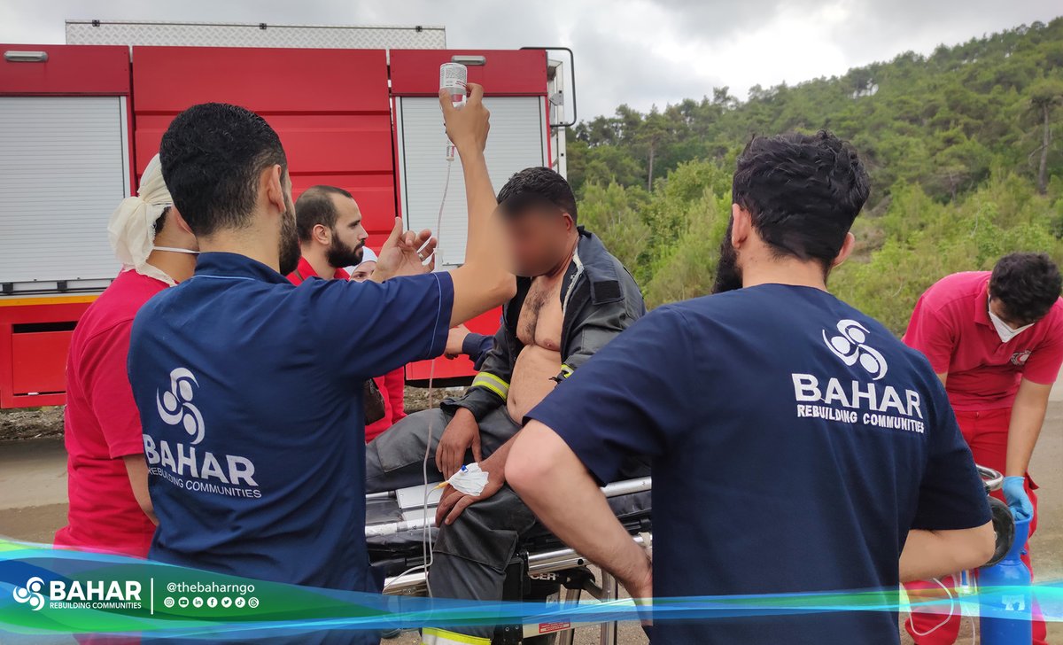 thebaharngo's tweet image. In response to the devastating #LatakiaFires in Syria’s coastal region, #BaharOrganization deployed emergency #AmbulanceSupport teams to treat firefighters and responders suffering from smoke inhalation, burns, and exhaustion—proving how vital rapid #MedicalResponse is in…