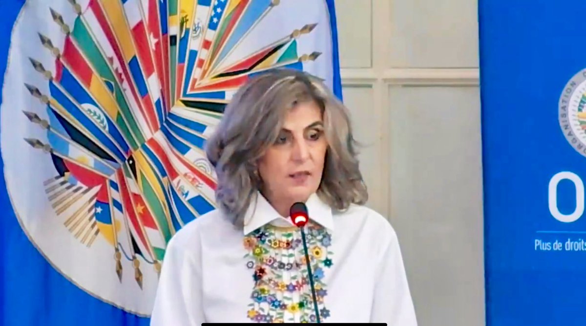 México 🇲🇽 felicita a la Embajadora <a href="/Lauraggils/">Laura Gil</a>, Secretaría General Adjunta de la <a href="/OEA_oficial/">OEA</a> por asumir hoy sus funciones. Su elección marca un avance histórico hacia una OEA más inclusiva, plural y representativa, siendo la primera mujer en ocupar este cargo.