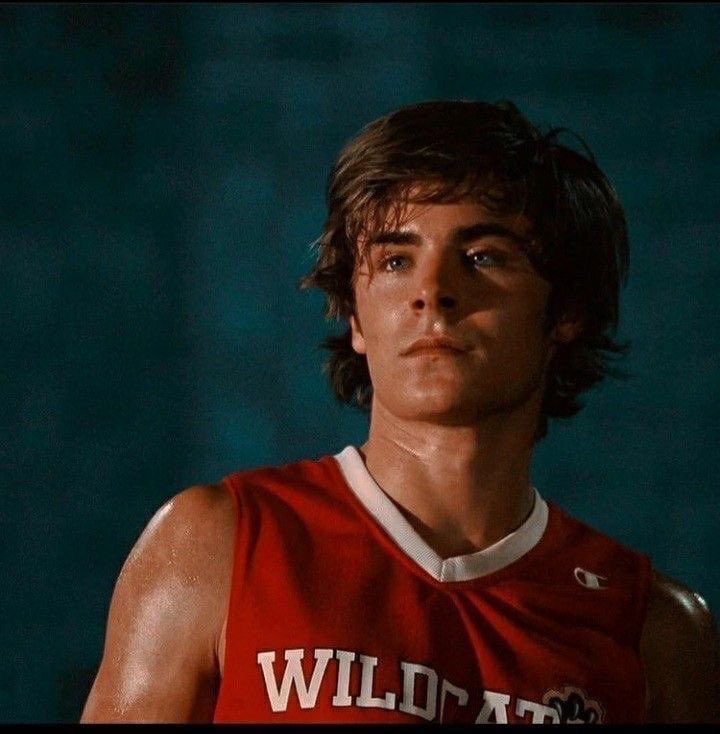 Zac Efron in High School Musical 3