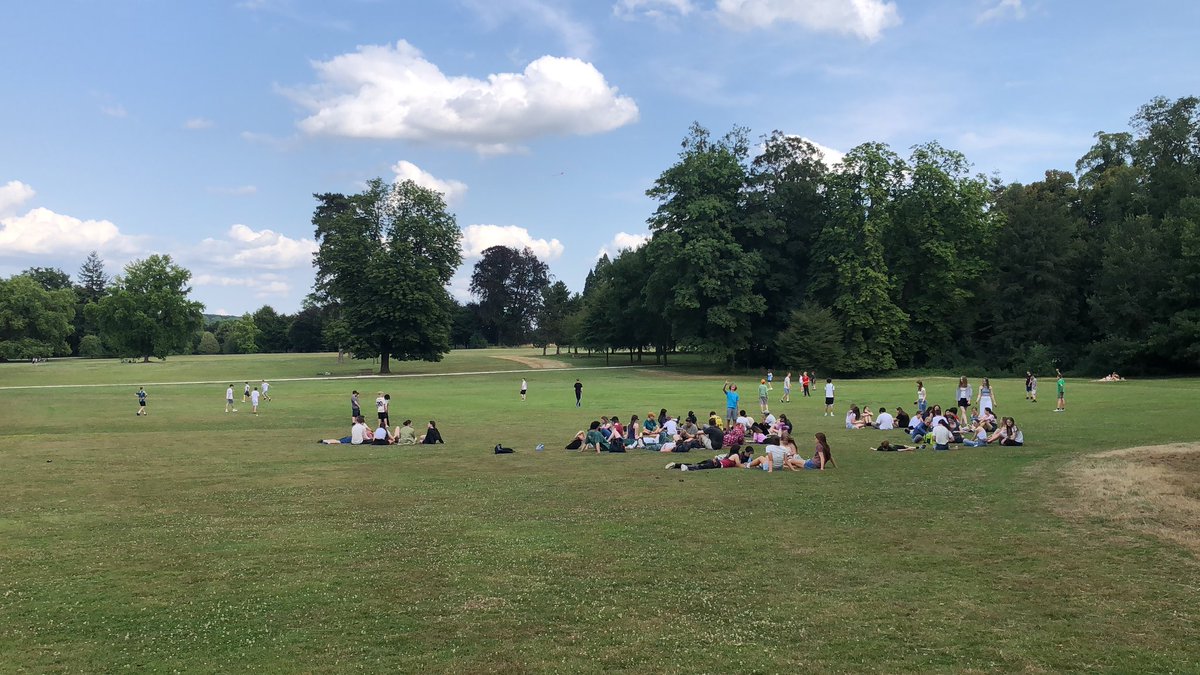 MusicWCSC's tweet photo. What a space! @wcscschool Paris Music Tour all settled into our hotel and now letting off some steam in the park next door before dinner tonight. https://t.co/yDhahUlEdz
