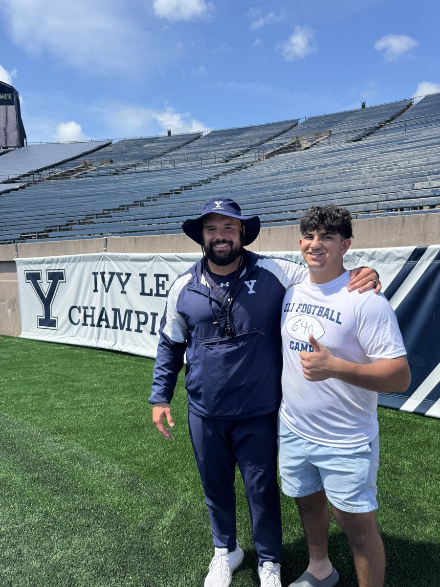 DanielIskander0's tweet image. I had a great time at @yalefootball camp and met yet again some great coaches. I was happy to have the opportunity to show what i got! Thank you @yalefootball . @YUFBRecruiting @CoachRenoYale @CoachJanecek @coachjjanderson @JHSWarriors_FB @CoachA_Moe @pushthepocket