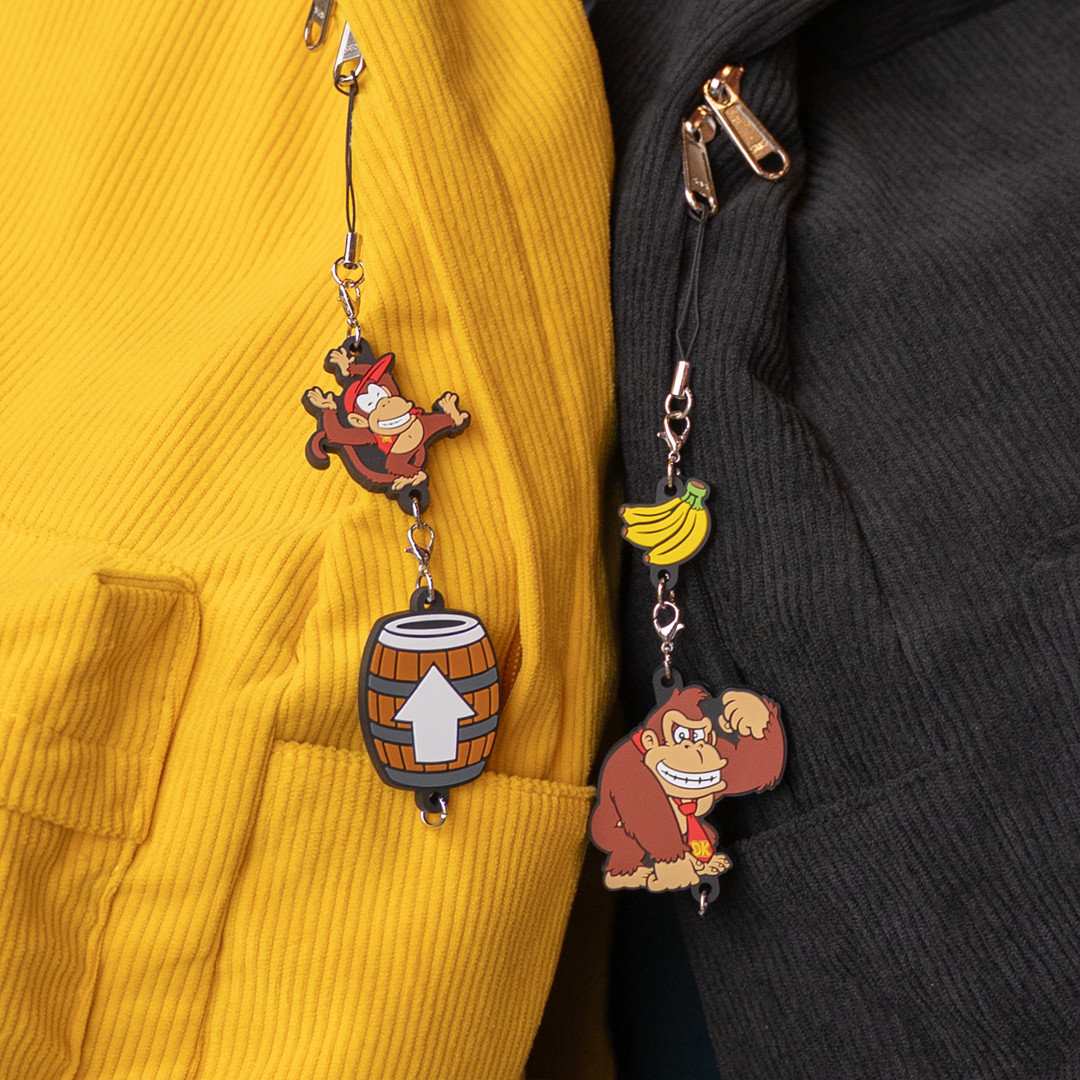 NintendoStoreUS's tweet image. Charms for you and your P2. 🤝
Available at:
📍Nintendo NEW YORK
📍Nintendo SAN FRANCISCO
💻: ninten.do/6018S7hp4