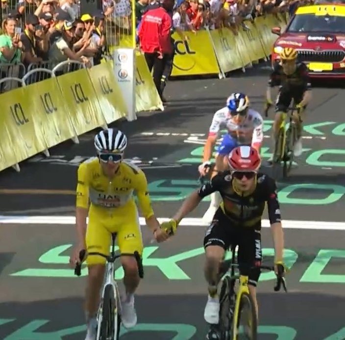 Lukáš Ronald Lukács tweet media