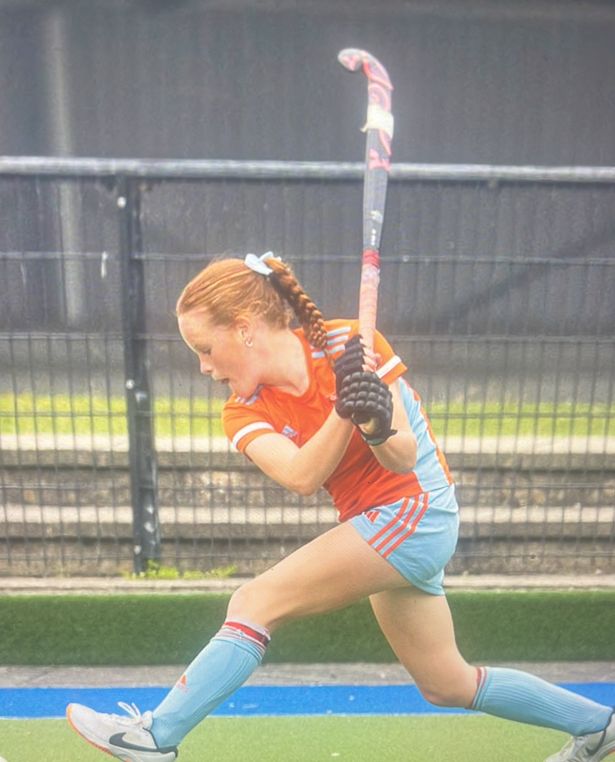 epilepsysociety's tweet image. 'She’s not letting epilepsy hold her back'.
13-year-old Sofia Chambers is competing in the 2025 Regional Hockey Championships—just months after her diagnosis. belfastlive.co.uk/news/northern-…
#InspiringYouth #GirlsInSport #EpilepsyAwareness