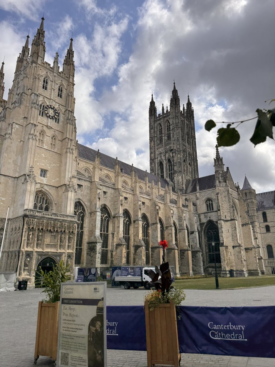 lucindahawksley's tweet image. A gorgeous venue for the 118th annual #Dickens Fellowship conference. #Canterbury