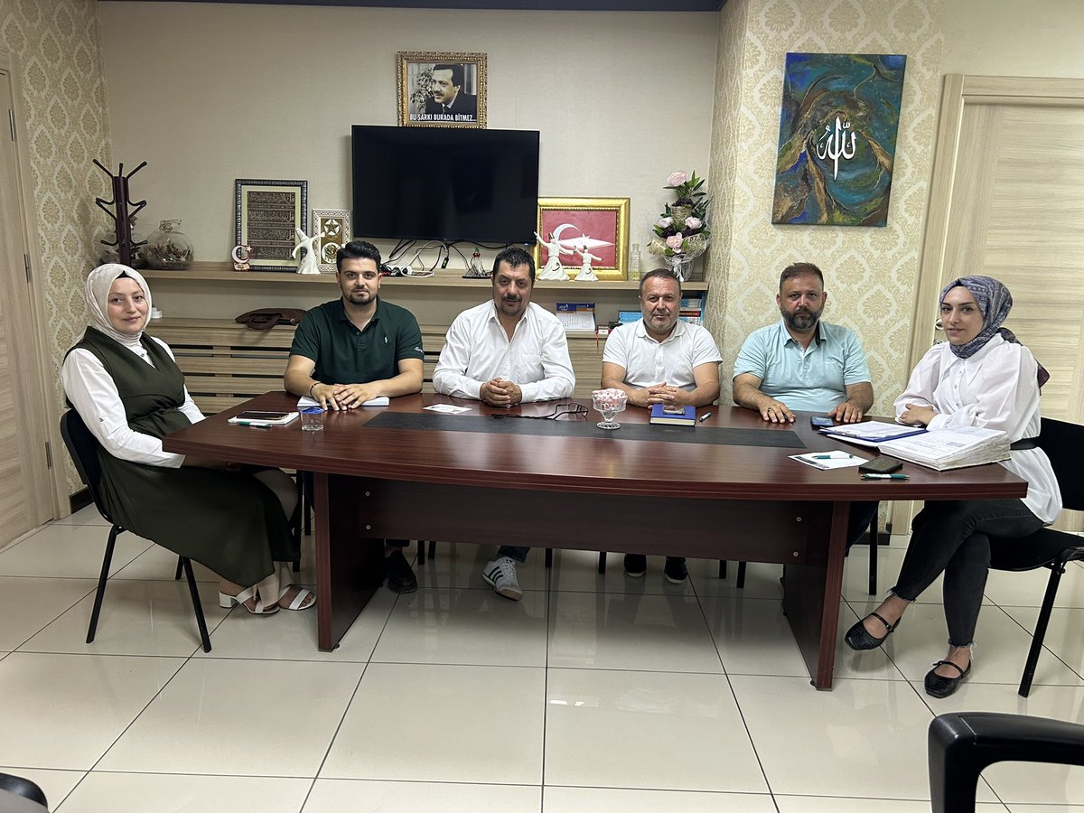 Haftalık olağan yürütme toplantımızı İlçe Başkanımız Nurettin Okudan Başkanlığında, gerçekleştirdik.

Toplantımız hayırlara vesile olsun inşallah…
#adındaakışığındai̇stikbal 
#akparti 
#türkiyeyüzyılı