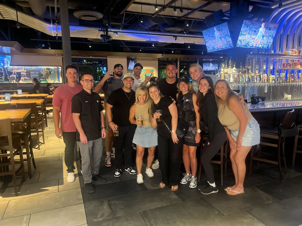 GET_low_G's tweet image. Just wrapped up an inspiring week at @eTeamSponsor HQβgreat to connect face-to-face with teammates, share ideas & grow together.
Big things ahead for this team! π
#BeEliteFundraiseMore π