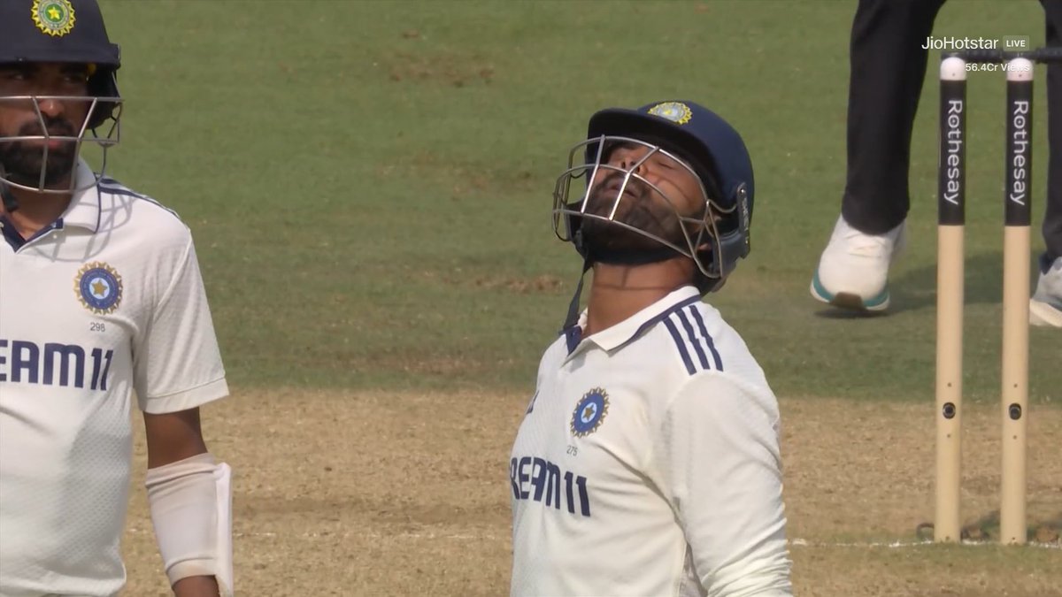 Just bow down too Sir <a href="/imjadeja/">Ravindrasinh jadeja</a> you are really a #rockstar #RAVINDRAJADEJA