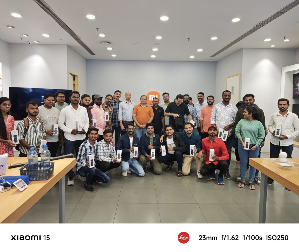 GaneshC8454's tweet image. 9 years... of love, memories, and togetherness! ❤️🙏
This journey wouldn’t be possible without you – the heart of our fan club.
Here’s to the past, present, and everything that lies ahead.
#xfcpune 
#Xioamiindia 
#redmiIndia