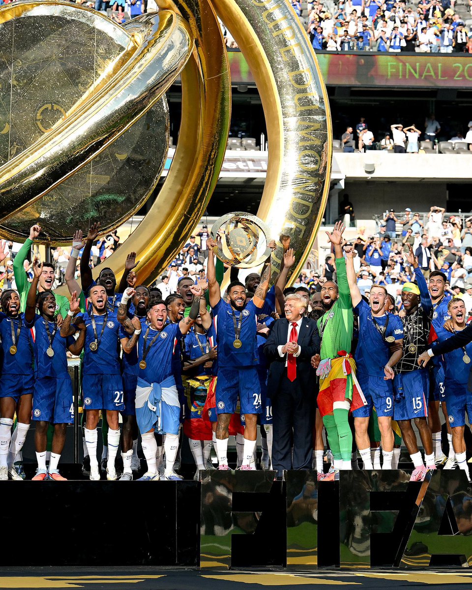 TosinAdarabioyo's tweet image. We believed from the start.
Now, we’re champions of the world. 🌍💙
Chelsea FC — we’ve won it all.
This team showed what true togetherness looks like: talent, resilience, and unbreakable belief.
A special moment for a special group.
See you next season, Blues. UTC. 🔵🏆