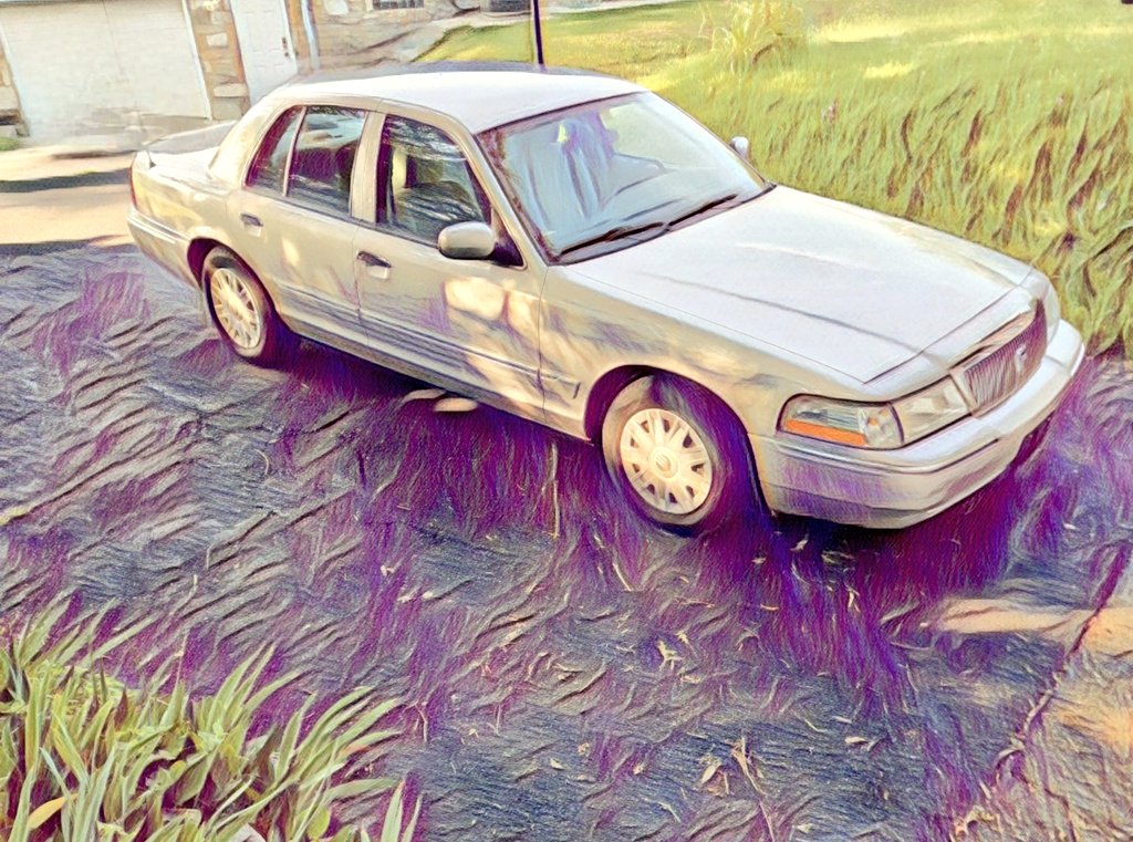 KrYpTiKuS's tweet image. Artsy &apos;05 Merc #pantherplatform #grandmarquis #Mercury