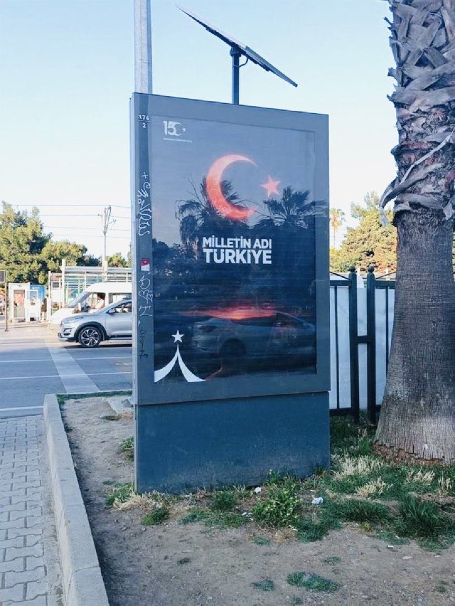 Milletin adı Türk, devletin adı Türkiye Cumhuriyeti, resmi ve tek dil Türkçedir…
