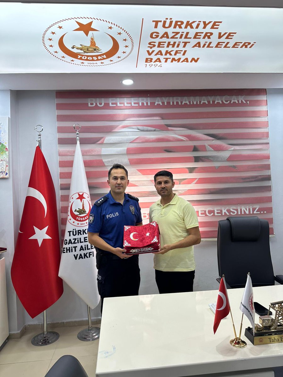 TÜGŞAV BATMAN (@batmantugsav) on Twitter photo Batman İl Emniyet Müdürlüğü Sosyal Hizmetler ve Sağlık Şube Müdürlüğünden Tuncer Başkomiser ve Komiser Yardımcısı Özlem hanım, 15 Temmuz vesilesiyle Vakfımızı ziyaret ettiler.
Anlamlı ziyaretleri için çok kıymetli misafirimize teşekkür ederiz.
<a href="/canalpekrem/">Ekrem CANALP</a> <a href="/batmanvaliligi/">Batman Valiliği</a> Batman İl Emniyet Müdürlüğü Sosyal Hizmetler ve Sağlık Şube Müdürlüğünden Tuncer Başkomiser ve Komiser Yardımcısı Özlem hanım, 15 Temmuz vesilesiyle Vakfımızı ziyaret ettiler.
Anlamlı ziyaretleri için çok kıymetli misafirimize teşekkür ederiz.
<a href="/canalpekrem/">Ekrem CANALP</a> <a href="/batmanvaliligi/">Batman Valiliği</a>