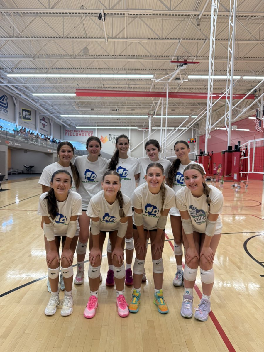 PrepDigChris's tweet image. Three days is the @PrepDig Sizzle coming up, putting on the coaching hat with NDA JV Blue! #pdsizzle