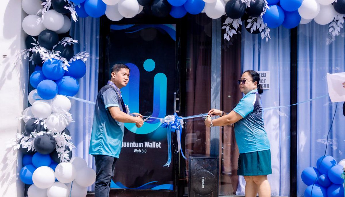 Quantum_ATS's tweet image. Quantum Wallet Launches Global Offline Ecosystem — First Stop: 🇵🇭🇵🇭Philippines Officially Open
📍 Mati City, Philippines — The world’s first physical office is now live
🔥ATU Goes Physical
Community members can now use ATU at the office to redeem real-world goods — truly…