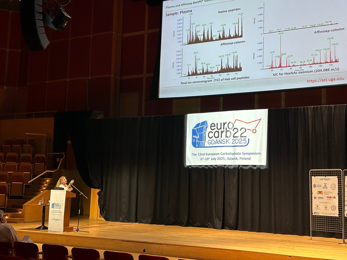 CCRCUGA's tweet photo. t was a great pleasure to attend @Eurocarb22 in beautiful #Gdnask in Poland, to give a presentation, chair a session in glycoproteomics & meet so many enthusiastic #glycotime scientists. The last time I was in Poland was @Eurocarb1993 https://t.co/DHzkcJFxNu