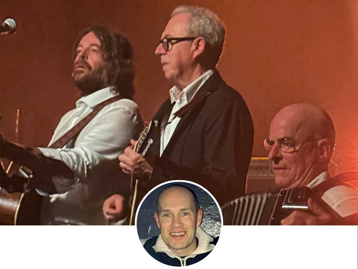 welshjb (@welshjb) on Twitter photo 🔥 New <a href="/intocreative/">Into Creative</a> Live Music Review - The Pogues & the Barrowland - A Love Affair Continues 🔥
🎼 <a href="/poguesofficial/">The Pogues</a>
🎪 <a href="/TheBarrowlands/">Barrowland Ballroom</a>
✍️ <a href="/welshjb/">welshjb</a>
“It’s so fucking great to be back – there is no place like it on earth“…….
intocreative.co.uk/into-live-musi… 🔥 New <a href="/intocreative/">Into Creative</a> Live Music Review - The Pogues & the Barrowland - A Love Affair Continues 🔥
🎼 <a href="/poguesofficial/">The Pogues</a>
🎪 <a href="/TheBarrowlands/">Barrowland Ballroom</a>
✍️ <a href="/welshjb/">welshjb</a>
“It’s so fucking great to be back – there is no place like it on earth“…….
intocreative.co.uk/into-live-musi…