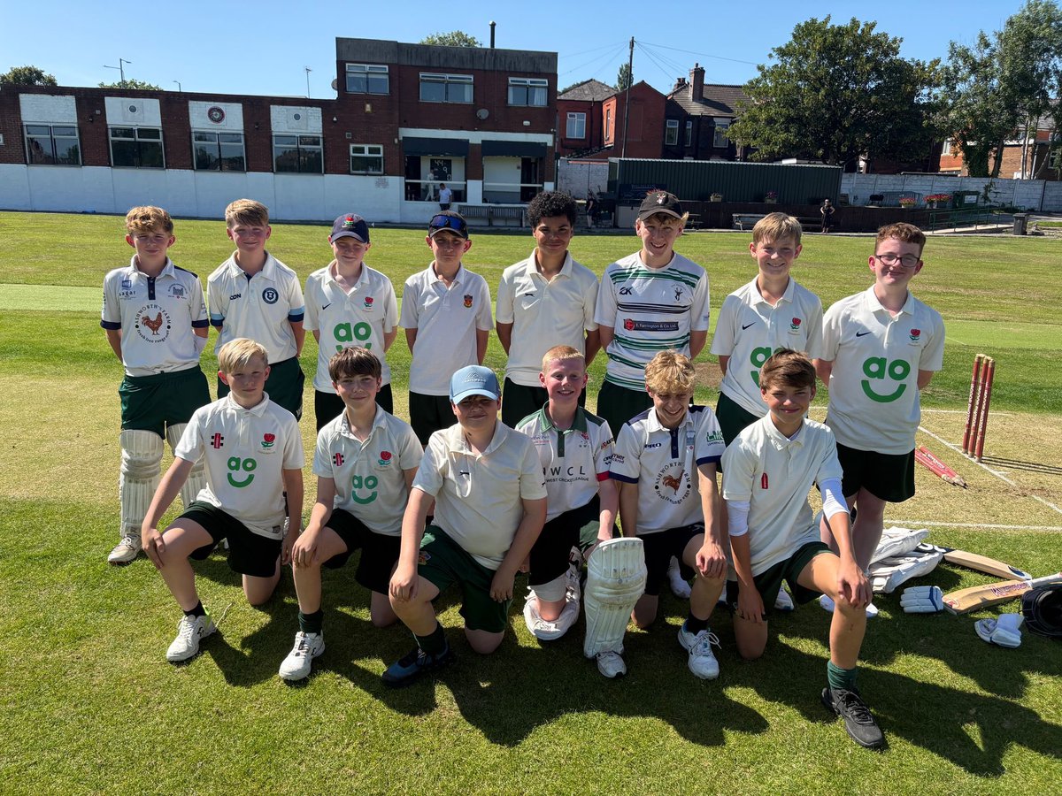 CanonSladePE's tweet image. Well done to our Under 13s who reach the Town Cup final after defeating St James.
The hot conditions last Friday didnβt stop a brilliant bowling performance. βοΈπ
PoM - Noah A π
We play Turton on Thursday 11.30am @TongeCC in what will be an exciting final!
#ComeOnCanon ππ