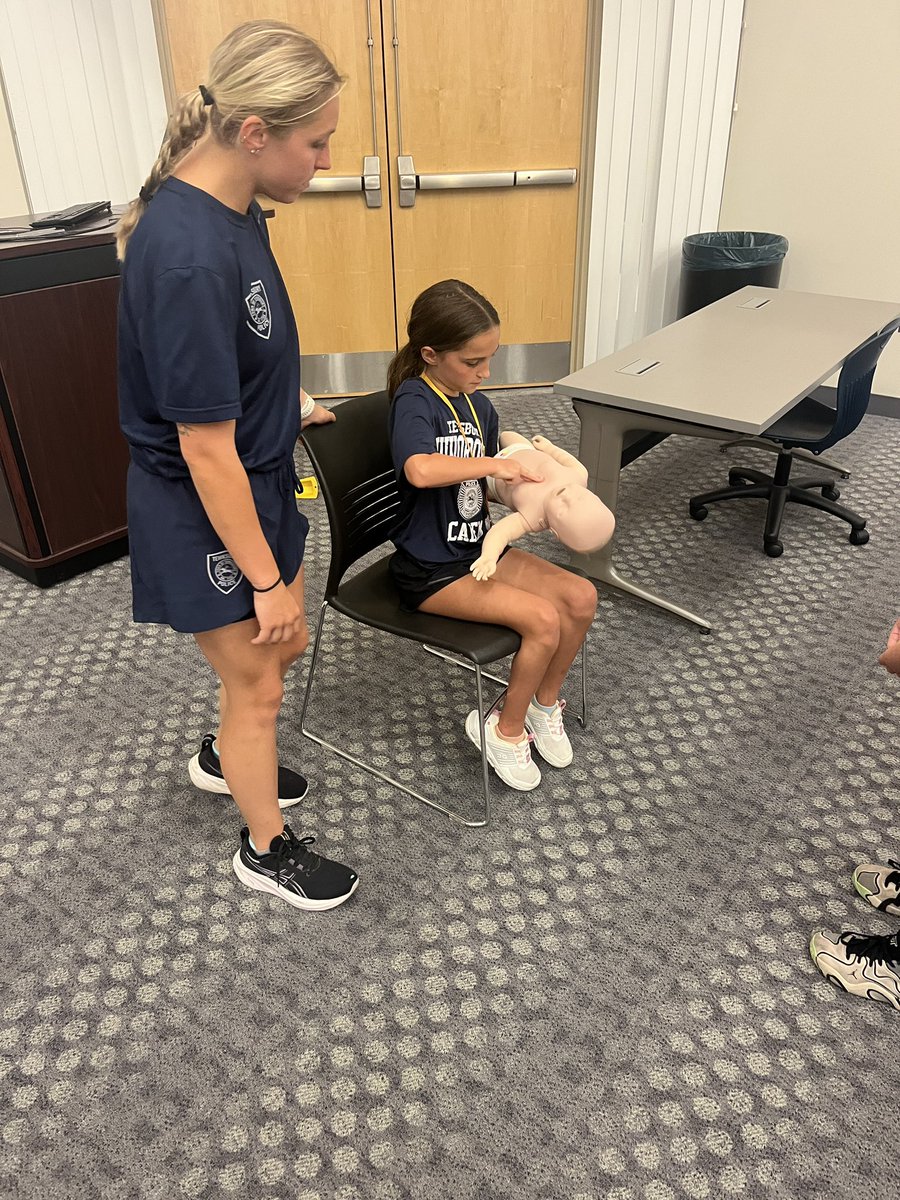 TewksburyPD's tweet photo. Lifesaving skills in action! 💪
Our Junior Officers are learning CPR and how to respond to choking emergencies with instruction from Sgt. Strong, Lt. Williams, and Officer Capuano.
Proud to see them gaining confidence and stepping up!
#JuniorOfficers #TPDCommunity #CPRTraining #LifesavingSkills #FutureLeaders #TewksburyPD #JuniorPoliceAcademy -TPD121