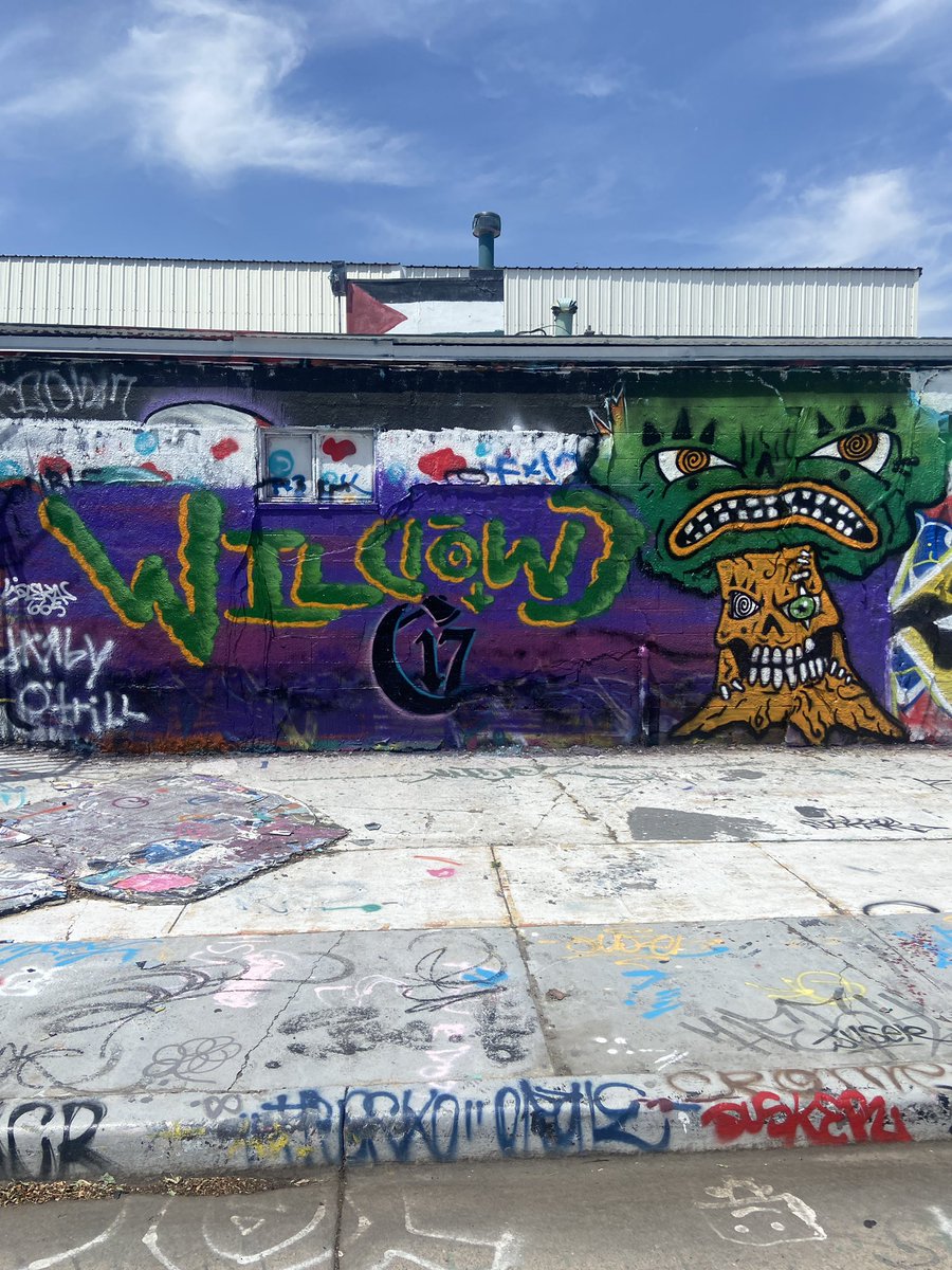 THE FIRST LEAF HAS FALLEN,
AND NOW A SECOND LEAF ADORNED WITH THE WORDS,
“THE SCENT OF A THREE DAY OLD CORPSE ROTTING IN A FLAWDA ATTIC” IS DESTINED TO FALL FROM THE BRANCHES THIS FRIDAY. 
COLLECT THESE LEAVES FOR PROTECTION FROM THE SUFFERING. 

Hyperfollow.com/darbyotrill