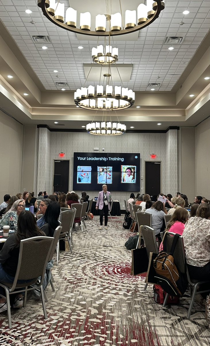 R13Coaches's tweet image. This morning’s session with @catchupcasey: Leading Difficult Data Conversations 📊🗣️🗂️

#educoach #ICCTX