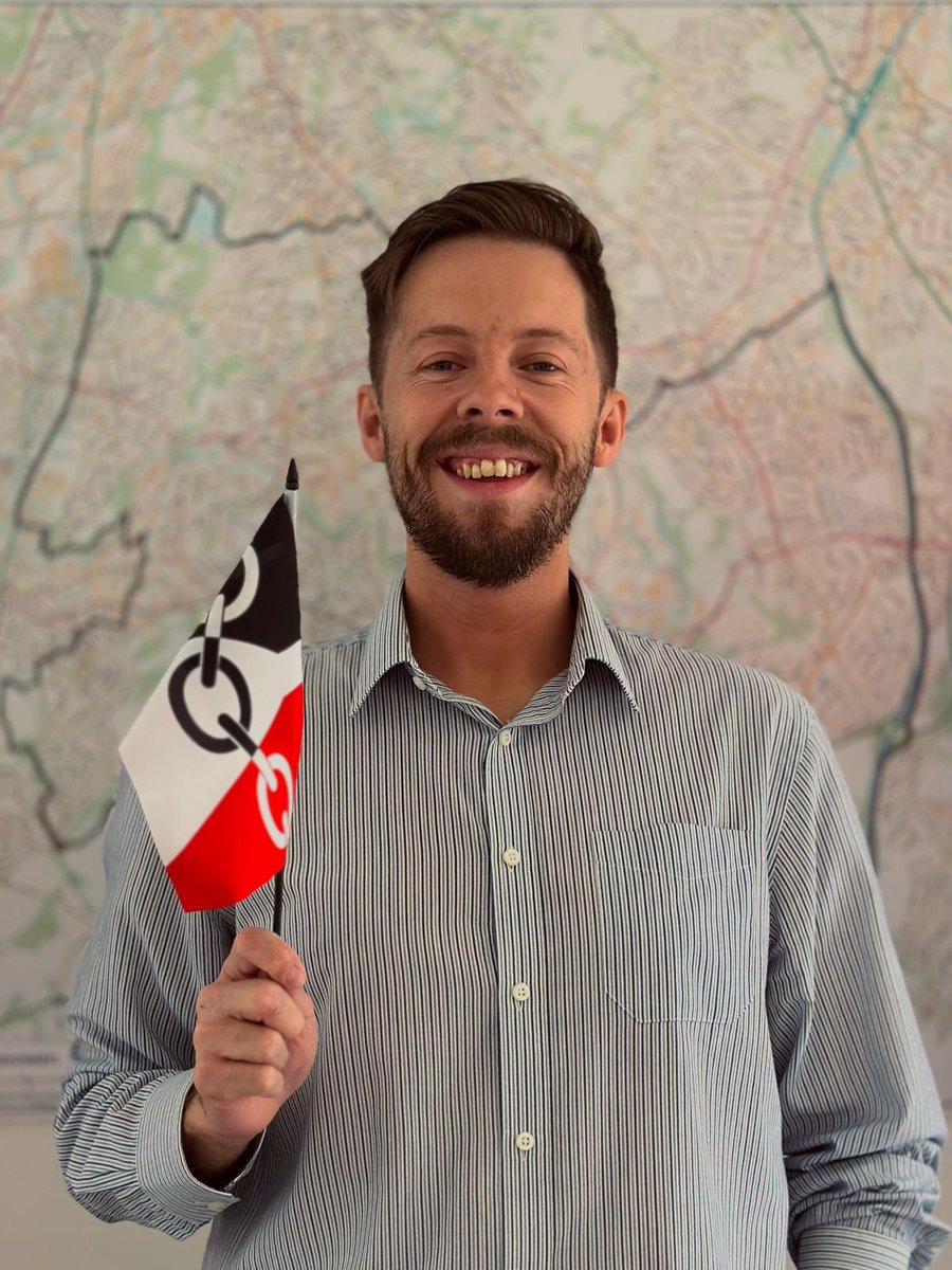 LabourMatt's tweet image. Happy Black Country Day ⛓️⚙️🛠️

Today is a great day to celebrate the rich heritage, proud traditions and resilient spirit of our area!

Also a good excuse to indulge in a bag of pork scratchings 👀

#BlackCountry #BlackCountryDay