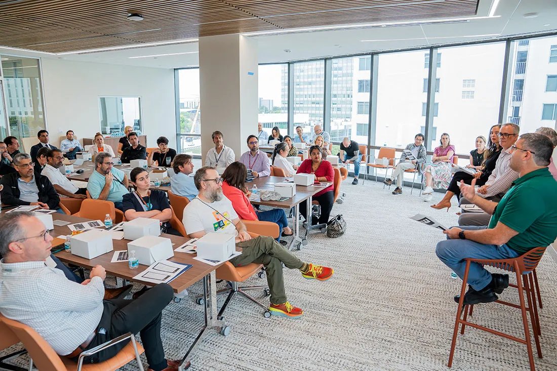 SylvesterCancer's tweet image. Our new Sylvester Innovates Fund (SIF) will award up to $1 million to support faculty-led discoveries with clinical and commercial potential—bridging the gap from lab to patient care: loom.ly/2tayt3A. 🙌
“In fostering a culture of #innovation and #entrepreneurial…