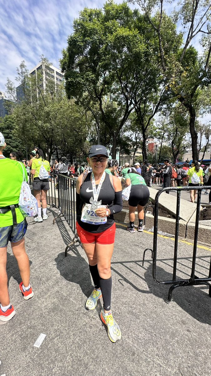 Gladis Aida Cuevas J (@glacue64) on Twitter photo A todos #FelizLunes
Amigos les comparto
un reto mas superado💪
Ufff la Ruta del <a href="/21KCDMX/">Medio Maratón de la Ciudad de México BBVA</a>
Y lo mejor la 🥇
#MedalMonday
Increíble lo que se vive
en esta grandiosa fiesta
Feliz y satisfecha♥️
<a href="/logrartusmetas/">LograrTusMetas</a>
<a href="/Comunirunners/">Comunirunners</a>
<a href="/MeEncantaCorrer/">Me Encanta Correr</a>
<a href="/CorroAMiPaso/">Corro A Mi Paso 🇲🇽</a>
<a href="/ManicomioRunner/">Manicomio Runner \m/ 🤪 \m/</a> A todos #FelizLunes
Amigos les comparto
un reto mas superado💪
Ufff la Ruta del <a href="/21KCDMX/">Medio Maratón de la Ciudad de México BBVA</a>
Y lo mejor la 🥇
#MedalMonday
Increíble lo que se vive
en esta grandiosa fiesta
Feliz y satisfecha♥️
<a href="/logrartusmetas/">LograrTusMetas</a>
<a href="/Comunirunners/">Comunirunners</a>
<a href="/MeEncantaCorrer/">Me Encanta Correr</a>
<a href="/CorroAMiPaso/">Corro A Mi Paso 🇲🇽</a>
<a href="/ManicomioRunner/">Manicomio Runner \m/ 🤪 \m/</a>