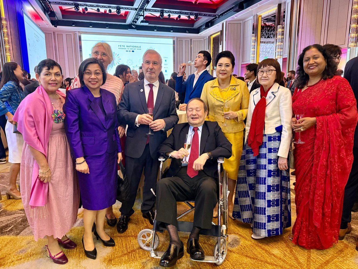 Merci à nos nombreux amis et partenaires thaïlandais, aux collègues du corps diplomatique et aux représentants de la communauté française venus célébrer avec nous le #14juillet2025 à #Bangkok !