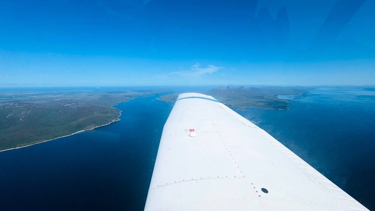 TFSegbo's tweet photo. This weekend G-BNPO made the most of the glorious weather and flew to Cumbernauld, Islay and the Isle of Man 😎 

Do you have a PPL and interested in gaining experience flying to new places? Give us a call to book in with one of our experienced instructors: 01384 221700 🛩️ https://t.co/cw5whjNaRX