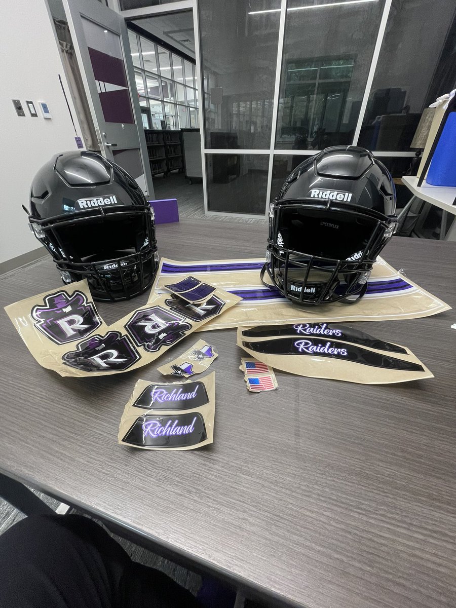 Sriram Abburi (@abburi_sriram) on Twitter photo Spending this afternoon getting the decals on a few of our helmets!
<a href="/AuDesigns/">Au Concepts & Designs</a> did their thing with this ๐ฎโ๐จ, these lookinโ nice!!! Spending this afternoon getting the decals on a few of our helmets!
<a href="/AuDesigns/">Au Concepts & Designs</a> did their thing with this ๐ฎโ๐จ, these lookinโ nice!!!