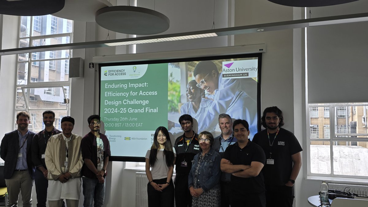 AstonPress's tweet image. 🚺|Students at @AstonEPS have won a prize for designing  a solar powered sanitary towel dispenser

🛠️It's designed to be made from recycled metal &amp;amp; dispense ♻️ towels

🚽Design aims to tackle stigma of #periods 
&amp;amp; inadequate access to hygiene products 

👉tinyurl.com/mvpvzwwn