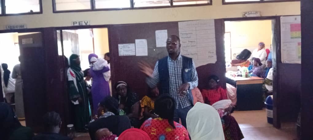 Sevguinee's tweet image. Kankan : Une séance de sensibilisation sur les droits et devoirs des usagers dans les centres de santé Senkefara dans le projet d'accompagnement des femmes en ceinte avec @EF_LINITIATIVE