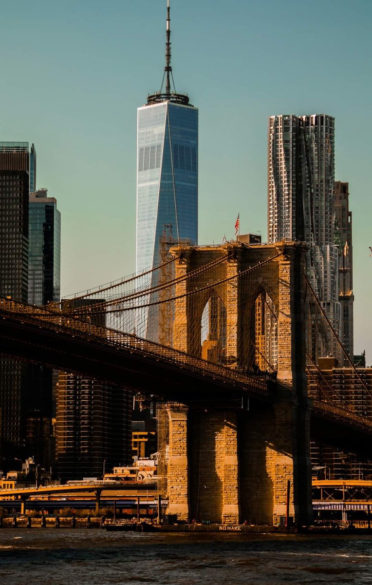 Brooklyn Bridge, NY, USA