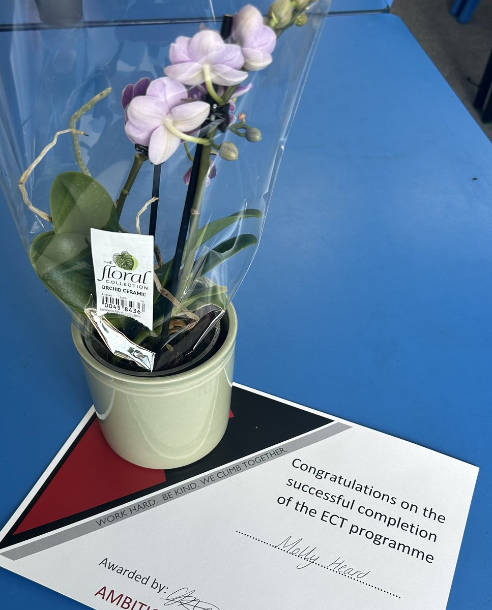 Miss M Heard tweet media