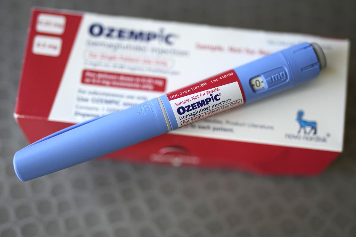💉😬 Ozempic Side Effects? Let’s Talk Tummy Troubles, Tips &amp; Science-Backed Solutions! 🧬✨

Starting Ozempic for weight loss or diabetes? You’re not alone but neither are those pesky side effects like nausea, fatigue, or the dreaded bathroom dash 🚽🥴 The good news? There are