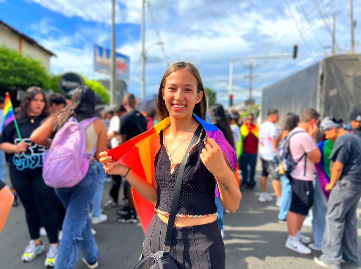 🏳️‍🌈✨ ¡Celebramos con orgullo, amor y mucha alegría! ✨🏳️‍⚧️+100 personas se unieron a la gran marcha del #OrgulloLGTBIQ+ que recorrió las calles desde Tuluá hasta la Plaza Cívica Boyacá 🎉 🎭 Un espacio lleno de colores, respeto y libertad que transformamos juntos…#ParaSerFelices💫