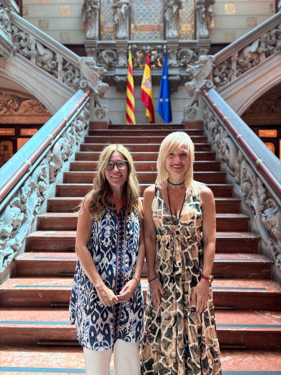 Delegació del Govern de Catalunya a Barcelona (@govbarcelona) on Twitter photo La delegada <a href="/socpilardiaz/">Pilar Díaz</a> i la subdelegada de <a href="/BcnGob/">Subdelegació del Govern a Barcelona</a>, Mari Carmen García-Calvillo, s'han reunit per abordar les necessitats dels municipis de la vegueria.
🤝 La trobada es repetirà trimestralment amb l'objectiu d'avançar en les qüestions que impliquen ambdues administracions. La delegada <a href="/socpilardiaz/">Pilar Díaz</a> i la subdelegada de <a href="/BcnGob/">Subdelegació del Govern a Barcelona</a>, Mari Carmen García-Calvillo, s'han reunit per abordar les necessitats dels municipis de la vegueria.
🤝 La trobada es repetirà trimestralment amb l'objectiu d'avançar en les qüestions que impliquen ambdues administracions.