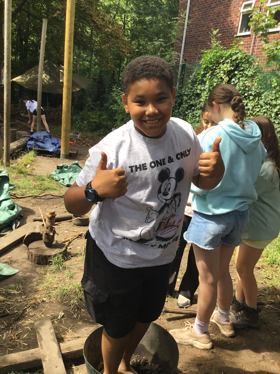 W Didsbury CE School tweet media