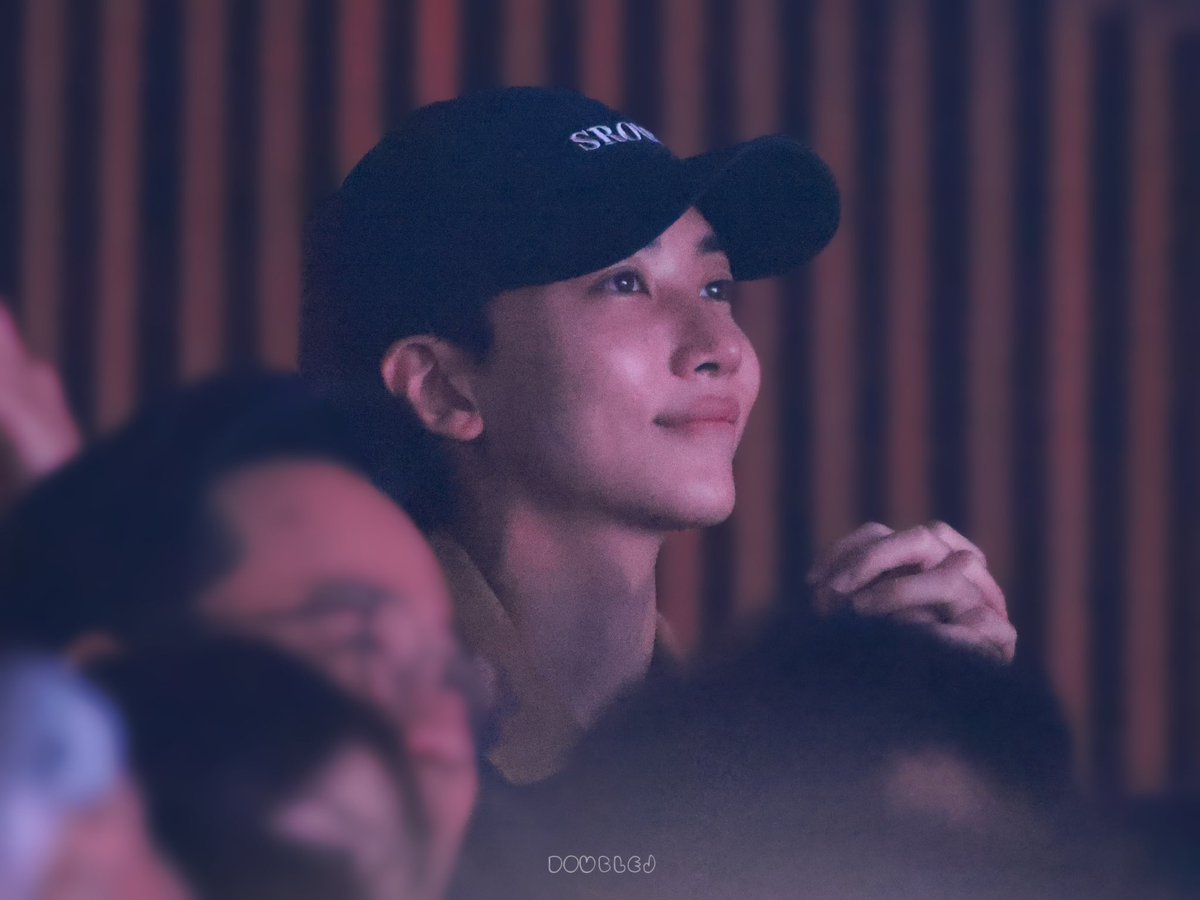 Double.J tweet media