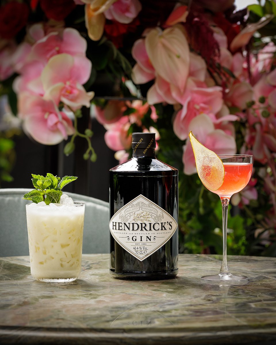 Debbie Bragg (@everynight_db) on Twitter photo New work for Sexy Fish Manchester with <a href="/HendricksGin/">HENDRICK'S GIN</a> by <a href="/kkrasuska/">KarolinaKrasuska.com</a> sexyfishmanchester.com/hendricks/ New work for Sexy Fish Manchester with <a href="/HendricksGin/">HENDRICK'S GIN</a> by <a href="/kkrasuska/">KarolinaKrasuska.com</a> sexyfishmanchester.com/hendricks/