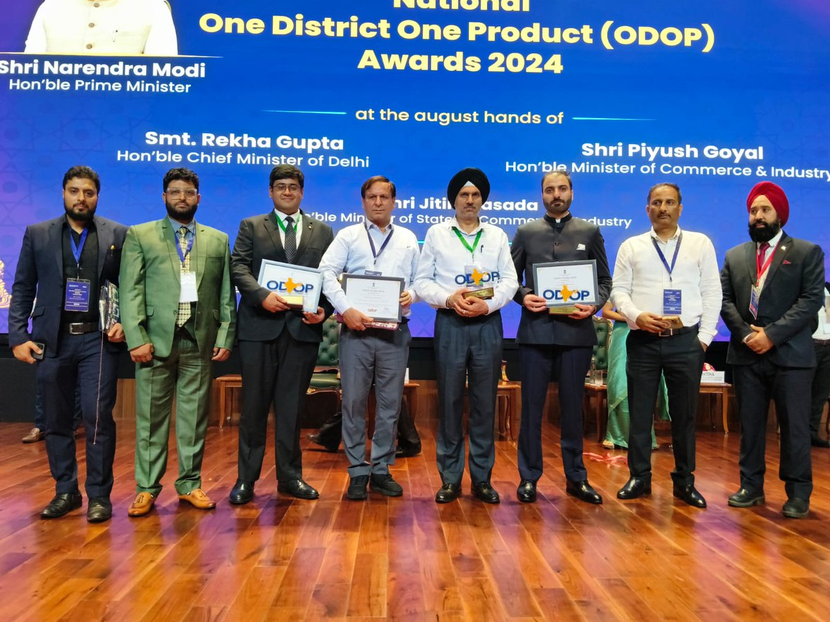 #Ganderbal District has been honoured with the National ODOP Award for its outstanding efforts in promoting Willow Wicker under the One District One Product initiative, contributing to the Prime Minister’s vision of #AatmanirbharBharat.

The award was presented by Union Minister