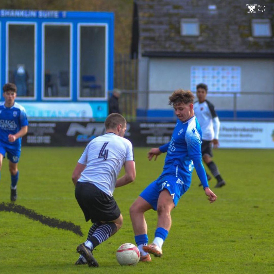 GoytreUtd's tweet image. ✍️ KUDRJAVCEVS SIGNS!

We’re pleased to announce that Kristers Kudrjavcevs has joined us from Haverfordwest County.

Kristers was apart of the Haverfordwest Development squad that won the FAW Youth Cup last season, and is a player who has a keen eye for goal!

Welcome to the Goyt…