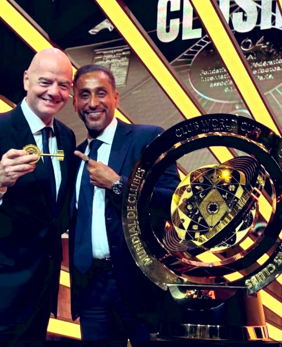 أسطورة الأساطير سامي الجابر 
مع رئيس الفيفا جياني إنفانتينو  كم انت كبير يا سامي 🇸🇦💚💪