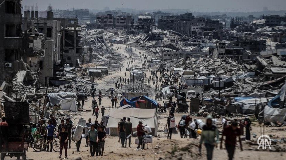 🚨 120 Palestinians killed, 557 wounded yesterday in Gaza.

Gaza is being crushed under one of the most extreme collective punishment campaigns in modern history:

➤ Food blockade — starvation enforced for over 140 days, with trucks routinely turned back
➤ Water distribution