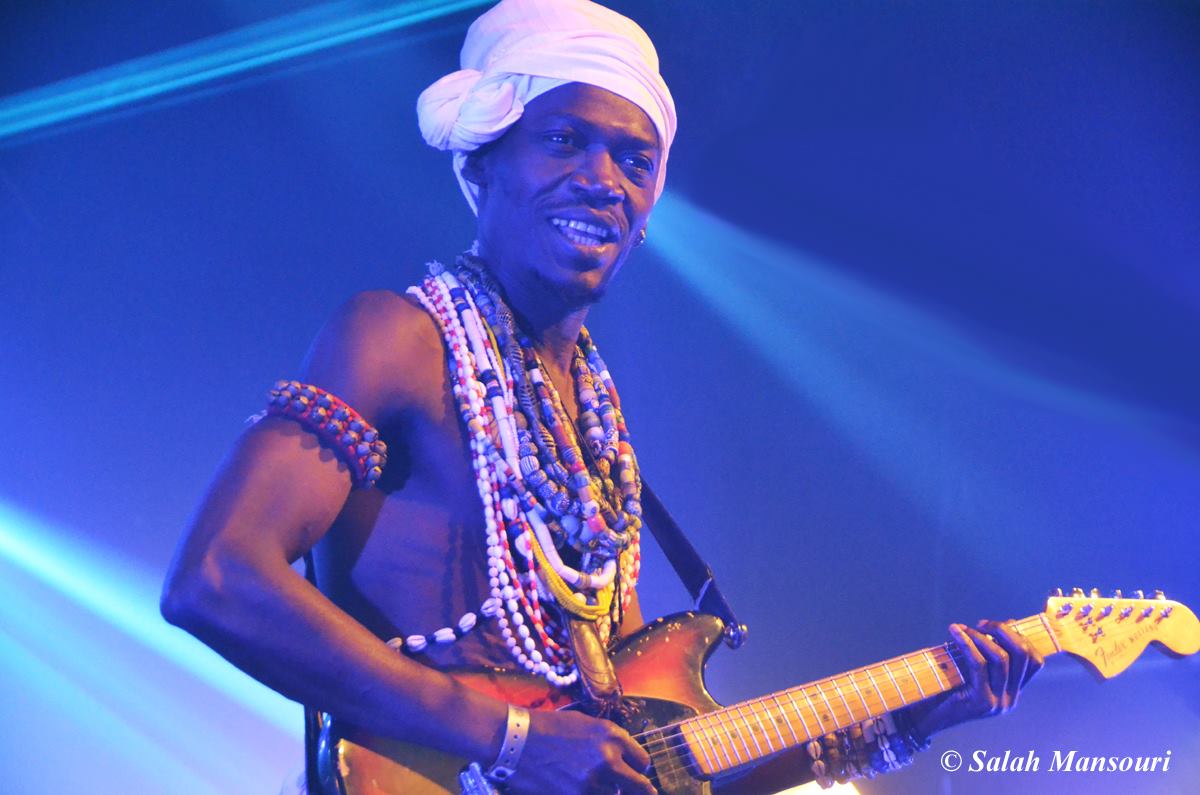musiquesdumonde.fr (@musiquesmonde) on Twitter photo Peter Solo et son groupe Vaudou Game en concert
le jeudi 17 juillet 2025 à 19h au <a href="/CabaretSauvage/">Cabaret Sauvage</a>
en première partie Jupiter & Okwess
Infos: shotgun.live/fr/venues/fest… Peter Solo et son groupe Vaudou Game en concert
le jeudi 17 juillet 2025 à 19h au <a href="/CabaretSauvage/">Cabaret Sauvage</a>
en première partie Jupiter & Okwess
Infos: shotgun.live/fr/venues/fest…