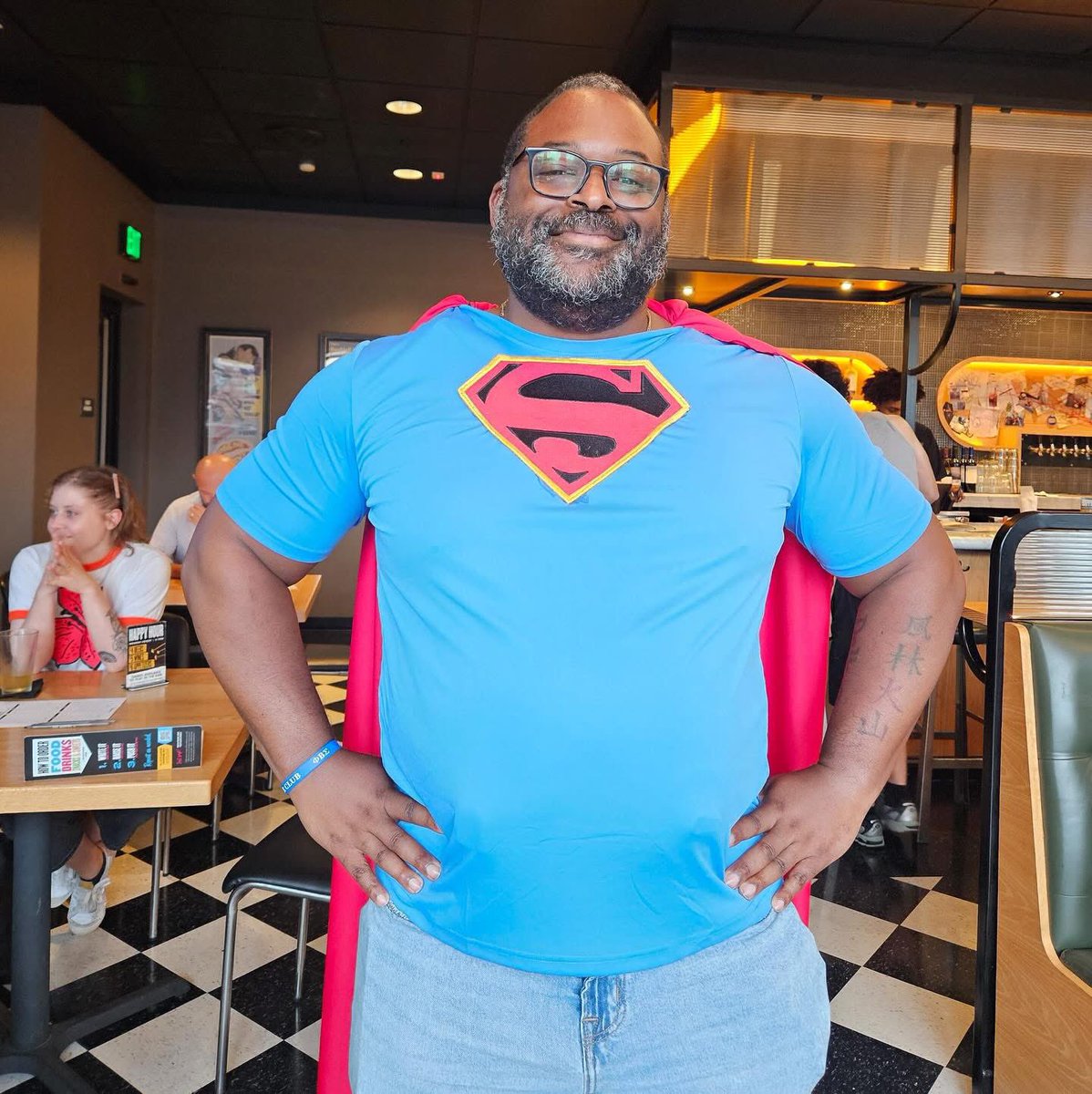 AlamoDC's tweet image. Thanks 2 our guests & staff for making opening weekend of #Superman a super-success. If you haven’t caught the movie of the summer yet, Tues 7/15 is ur chance to catch it 4 a discounted rate. Plus try our SUPERMAN menu specials that pack a flavorful punch! drafthouse.com