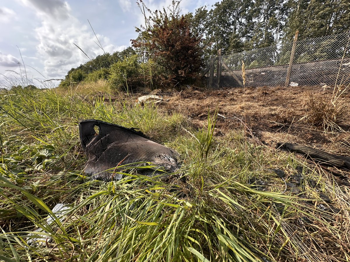 GabrielDMorris's tweet image. I’ll be live at 6pm on KMTV with the latest on yesterday’s train incident in Teynham where a train collided with an Amazon delivery van - where the courier was killed. 

An investigation is underway and a report being prepared for the coroner.