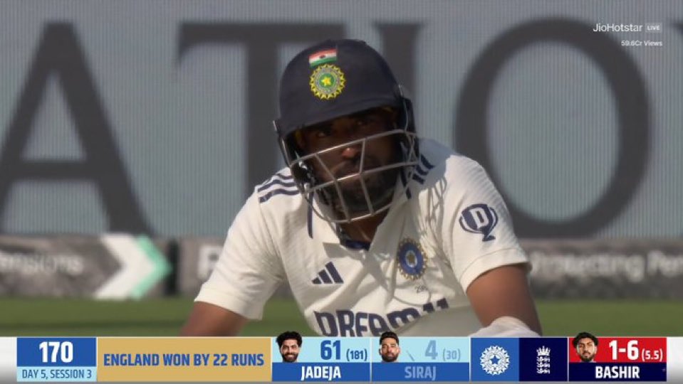 #INDvsENG

जीत और हार नहीं,
लड़ना मायने रखता है।

जडेजा की लड़ाई याद रखी जायेगी।

Love 💕 you Jadeja